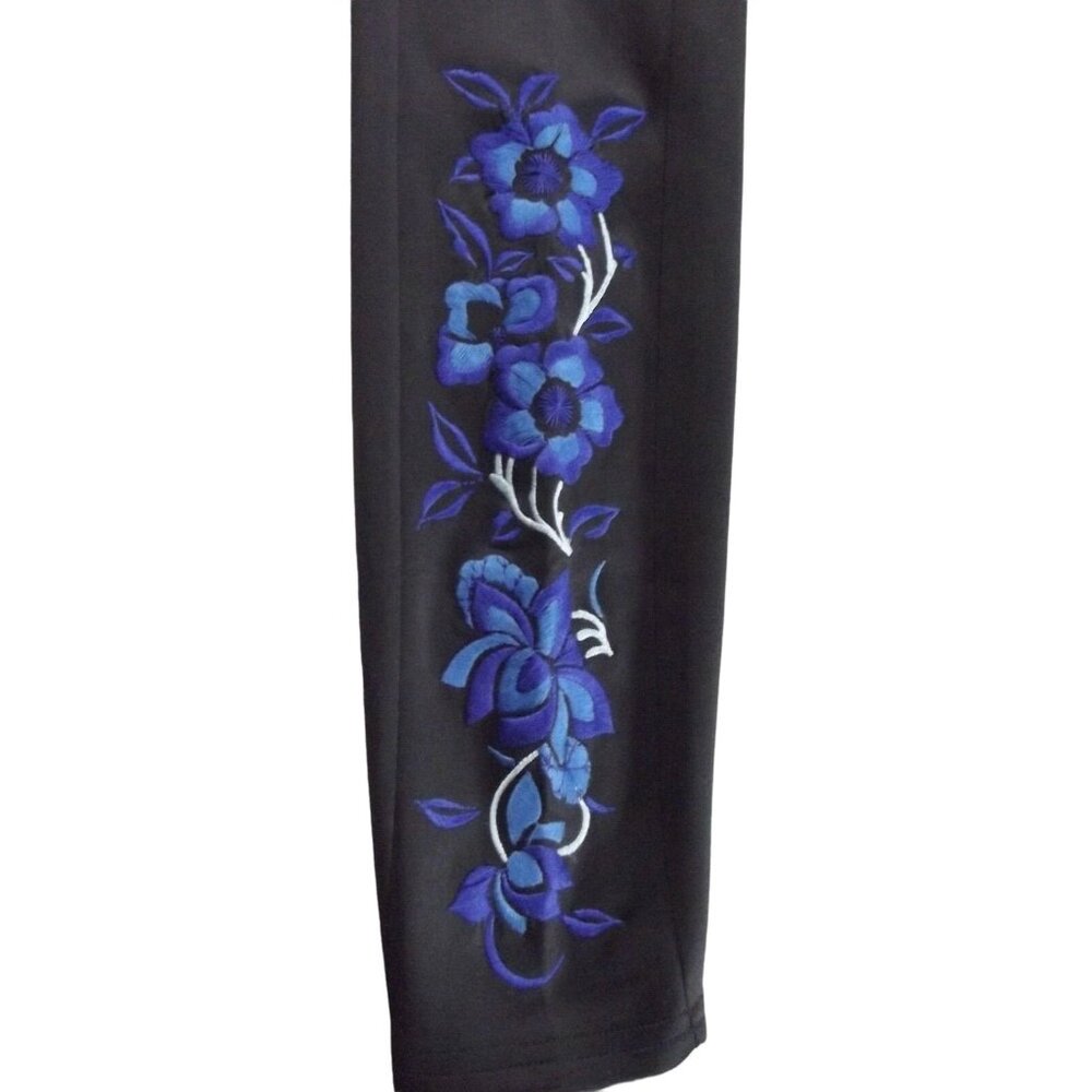 Silence & Noise Leggings Womens Size XS Black Scuba Stretch Blue Embroidery UO